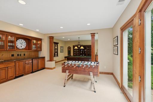 8967 Mariabo Circle, Bloomington, MN 55438