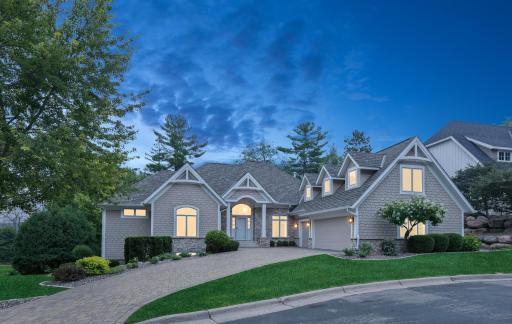8967 Mariabo Circle, Bloomington, MN 55438