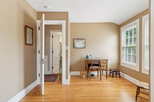 123 Minnetonka Avenue S, Wayzata, MN 55391