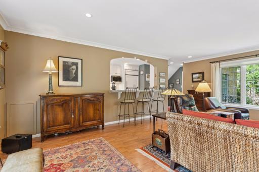 123 Minnetonka Avenue S, Wayzata, MN 55391