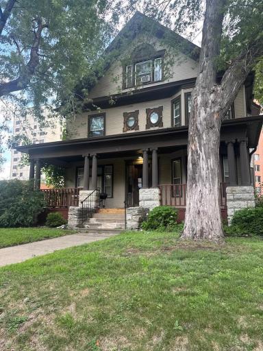 1607 10th Avenue S, Minneapolis, MN 55404