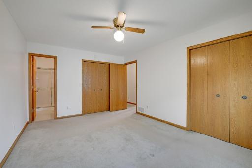 8148 Jewel Avenue S, Cottage Grove, MN 55016