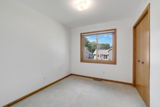 8148 Jewel Avenue S, Cottage Grove, MN 55016