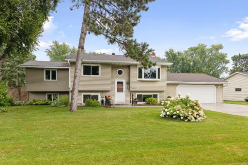 4592 Carolyn Lane, White Bear Lake, MN 55110