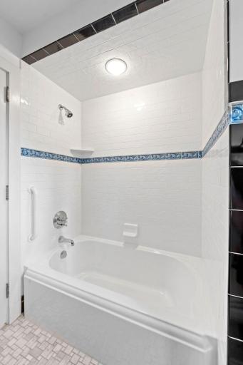 4100 Sunset Boulevard, Minneapolis, MN 55416