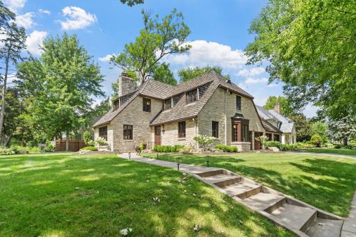 4100 Sunset Boulevard, Minneapolis, MN 55416