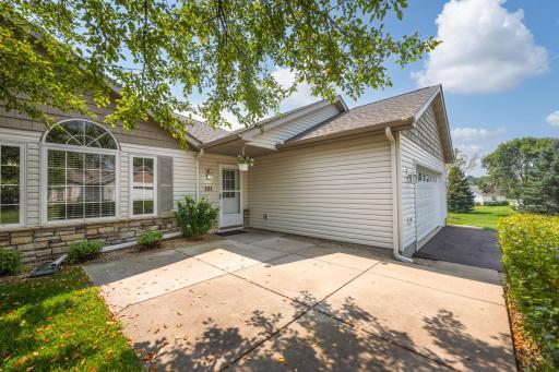 101 Bridgewater Trail, Hudson, WI 54016