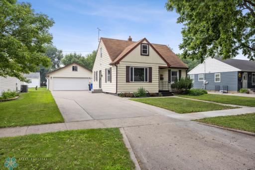 2014 7th Street N, Fargo, ND 58102
