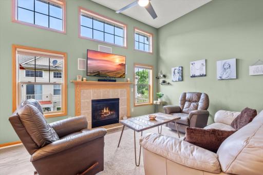 Gas fireplace