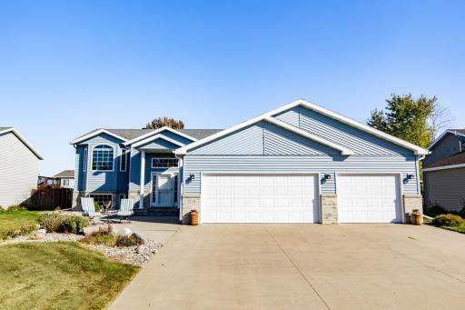 3548 Buchanan Street S, Fargo, ND 58104