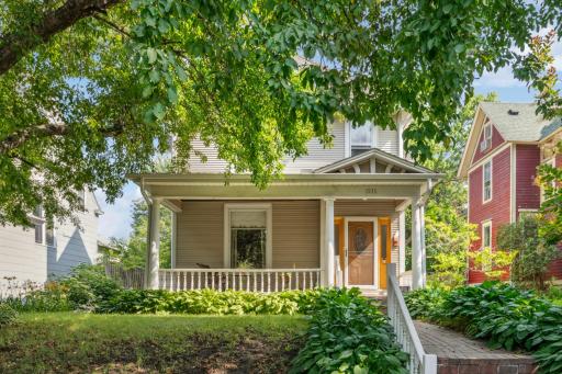 Photo for 1935 Iglehart Avenue, Saint Paul, MN 55104 - listing #6765182 1935 Iglehart Avenue, Saint Paul, MN 55104