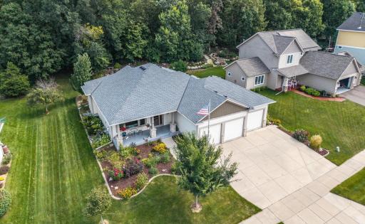 2704 Oak Lawn Drive, Northfield, MN 55057