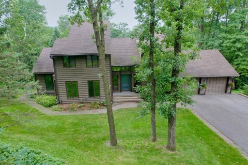 8910 Southwood Drive, Minneapolis, MN 55437