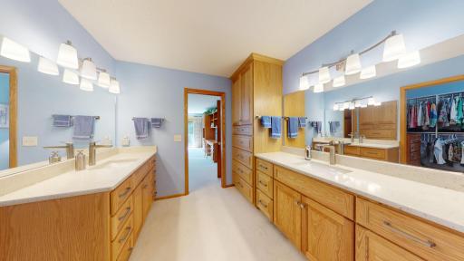 8910 Southwood Drive, Minneapolis, MN 55437
