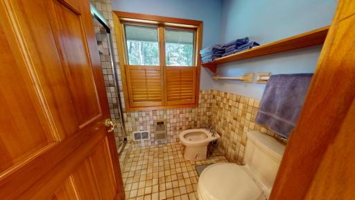 8910 Southwood Drive, Minneapolis, MN 55437