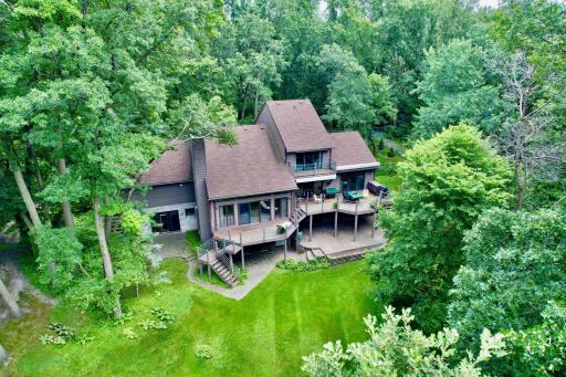 8910 Southwood Drive, Minneapolis, MN 55437