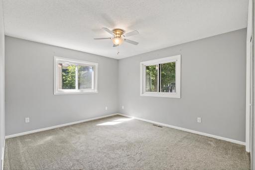 1050 Lantern Lane, Lino Lakes, MN 55014