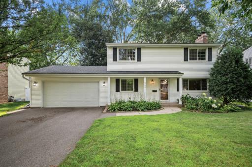 6708 Ridgeview Drive, Minneapolis, MN 55439