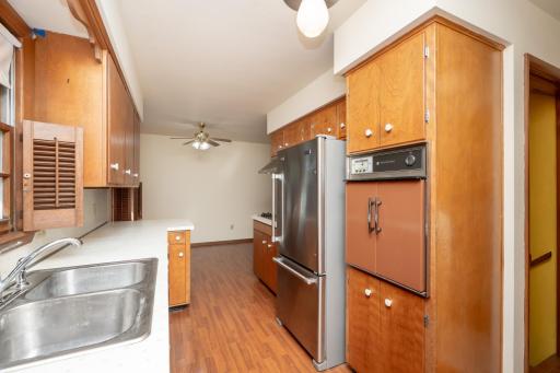 1503 Highland Place, Faribault, MN 55021