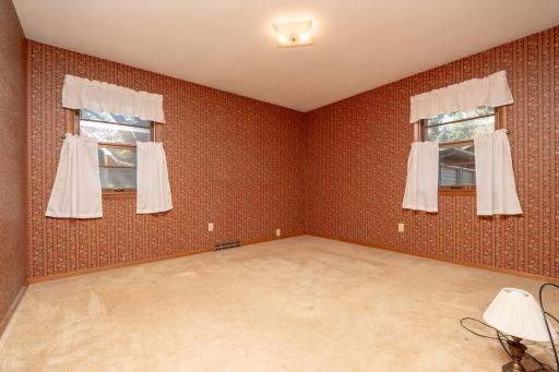 1503 Highland Place, Faribault, MN 55021