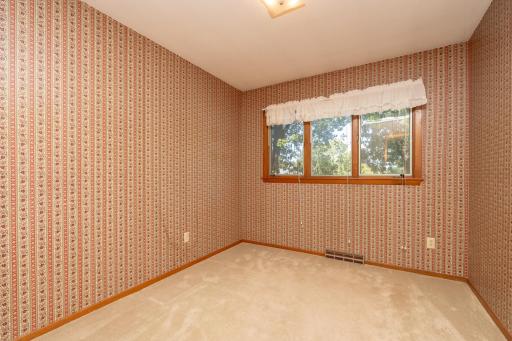 1503 Highland Place, Faribault, MN 55021