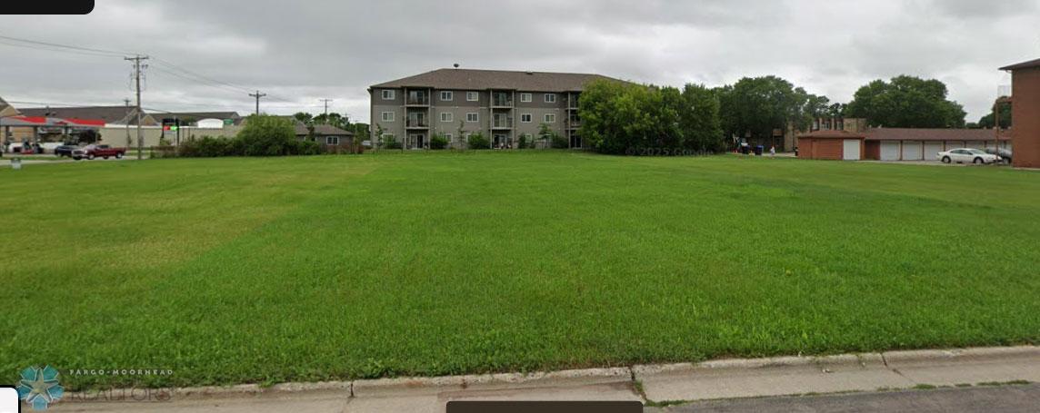 602-33rd-Ave-N-.jpg