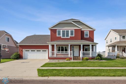 4905 38th Avenue S, Fargo, ND 58104