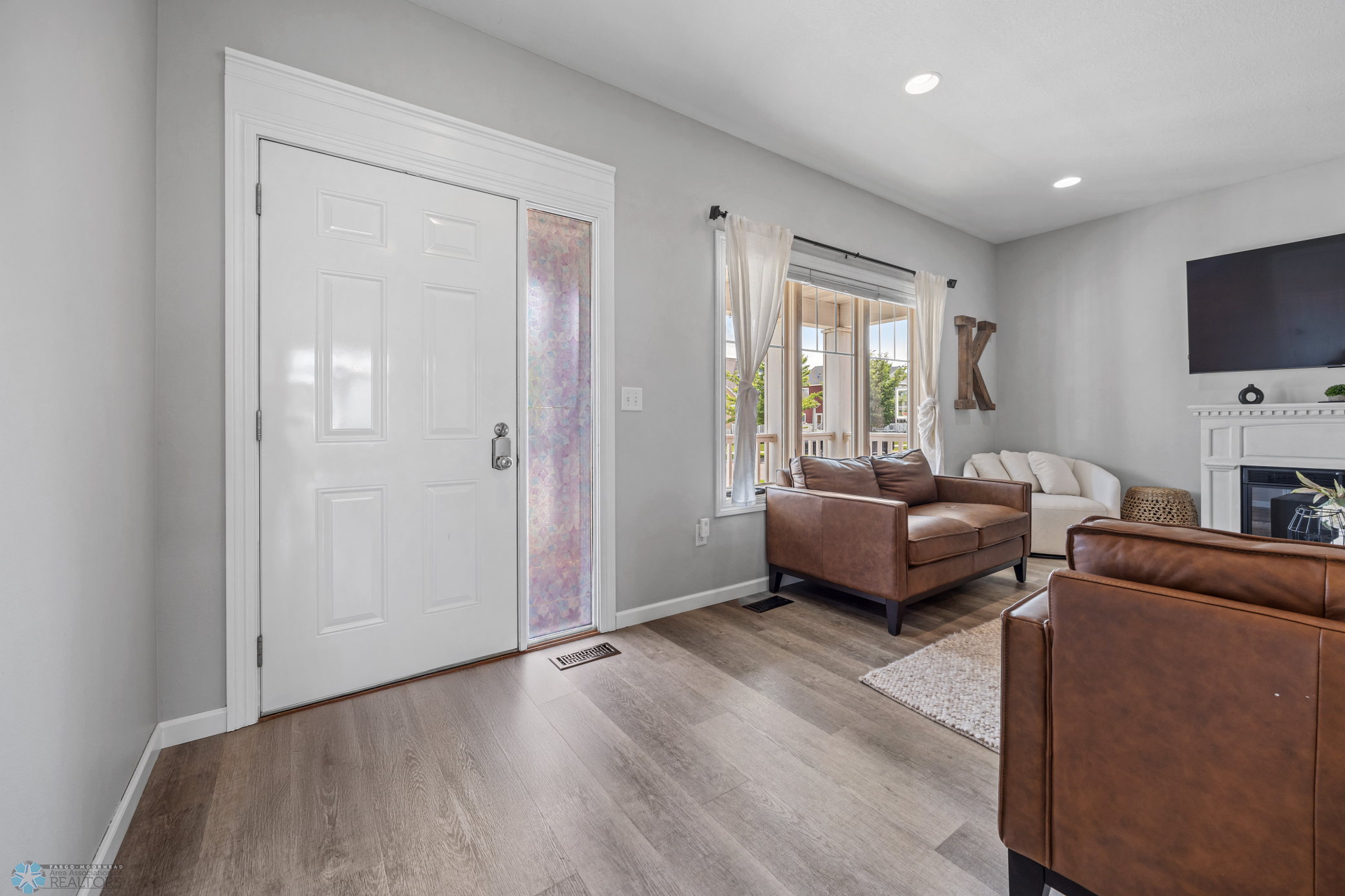 Living Room - Main