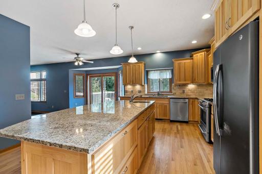 3960 Versailles Court, Saint Paul, MN 55123