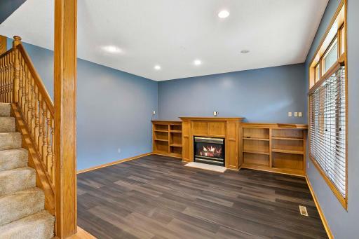 3960 Versailles Court, Saint Paul, MN 55123