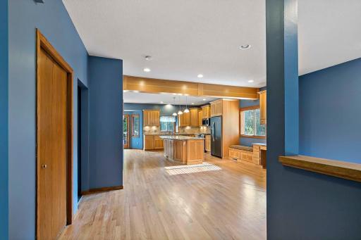 3960 Versailles Court, Saint Paul, MN 55123