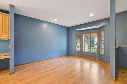 3960 Versailles Court, Saint Paul, MN 55123