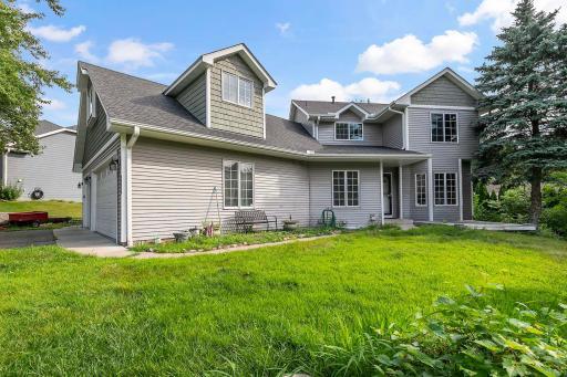 3960 Versailles Court, Saint Paul, MN 55123