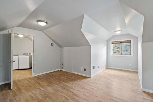 Bonus Room over garage or 5th bedroom up 02.jpg