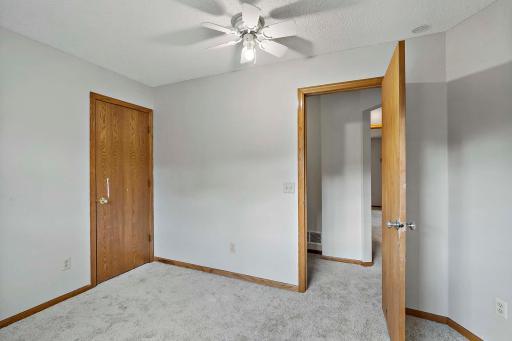 3960 Versailles Court, Saint Paul, MN 55123