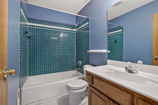 3960 Versailles Court, Saint Paul, MN 55123