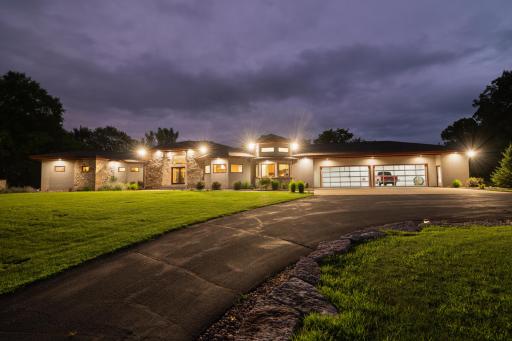 W10622 State Road 35, Prescott, WI 54021