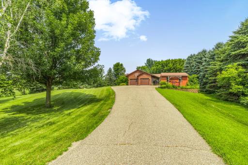 37116 Sarah Lane, Avon, MN 56310