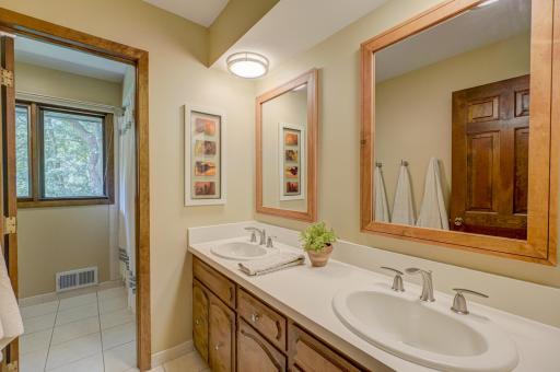 44 S Deep Lake Road, Saint Paul, MN 55127