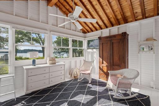 4793 Crane Island, Excelsior, MN 55331