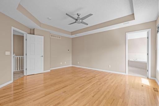 330 Wolf Pointe Trail, Long Lake, MN 55356