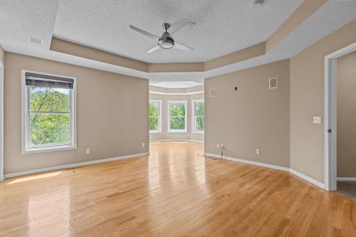 330 Wolf Pointe Trail, Long Lake, MN 55356