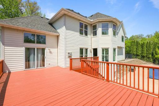 330 Wolf Pointe Trail, Long Lake, MN 55356