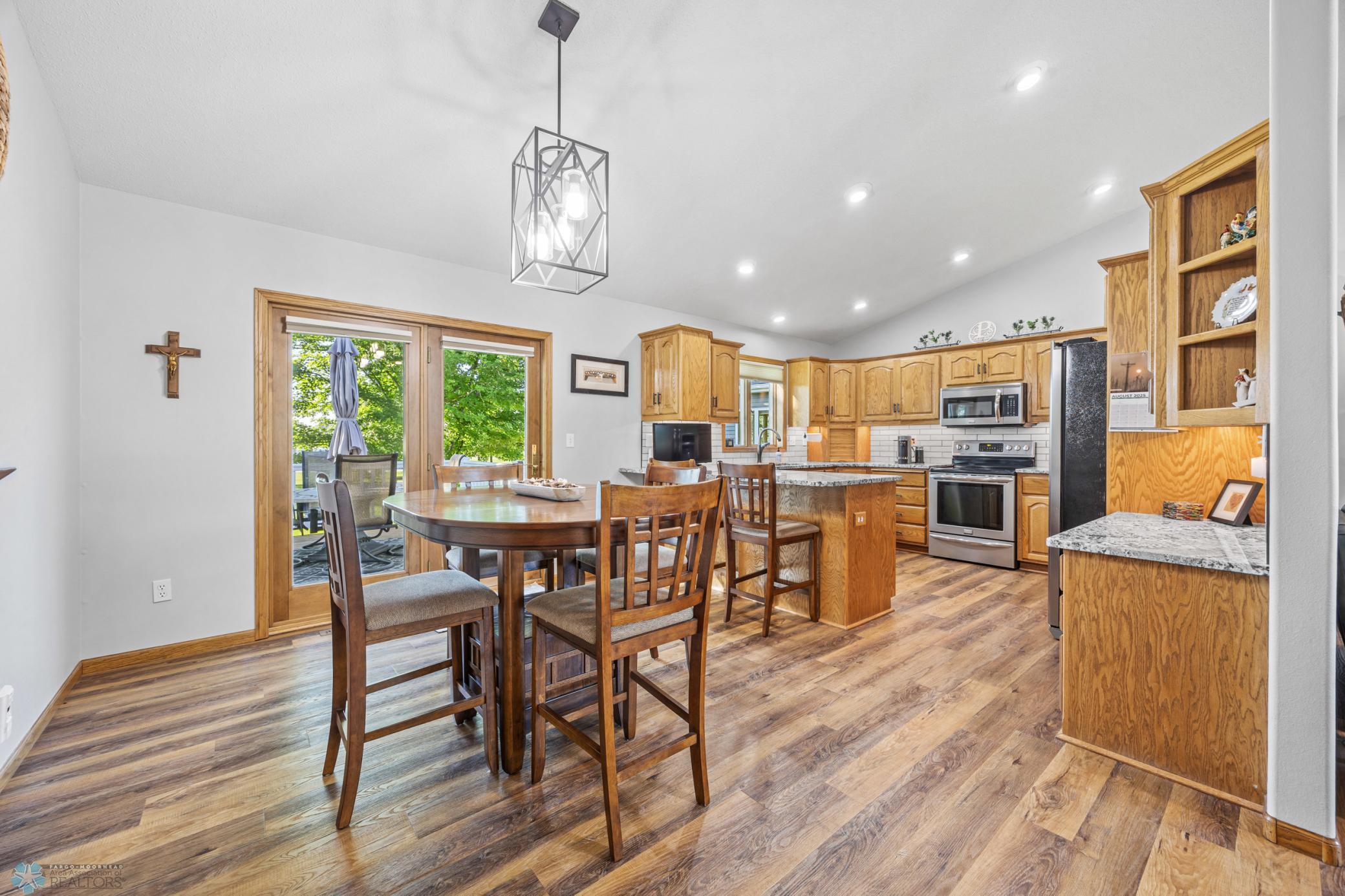 Dining Room & Kitchen
