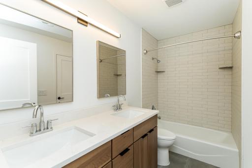 2822 Riverwood Lane NW, Rochester, MN 55901
