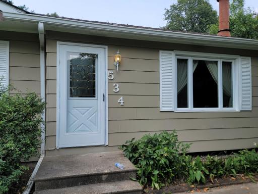 534 Grospoint Avenue N, Saint Paul, MN 55128