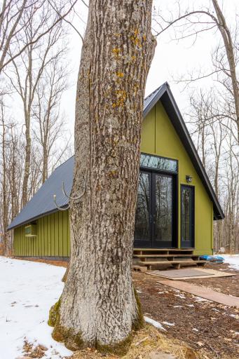 61128 Fleming Loop S, Askov, MN 55704