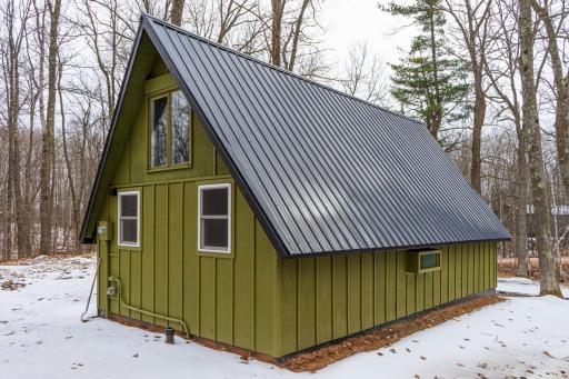 61128 Fleming Loop S, Askov, MN 55704