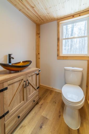 61128 Fleming Loop S, Askov, MN 55704