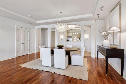 5000 France Avenue S, 33, Edina, MN 55410